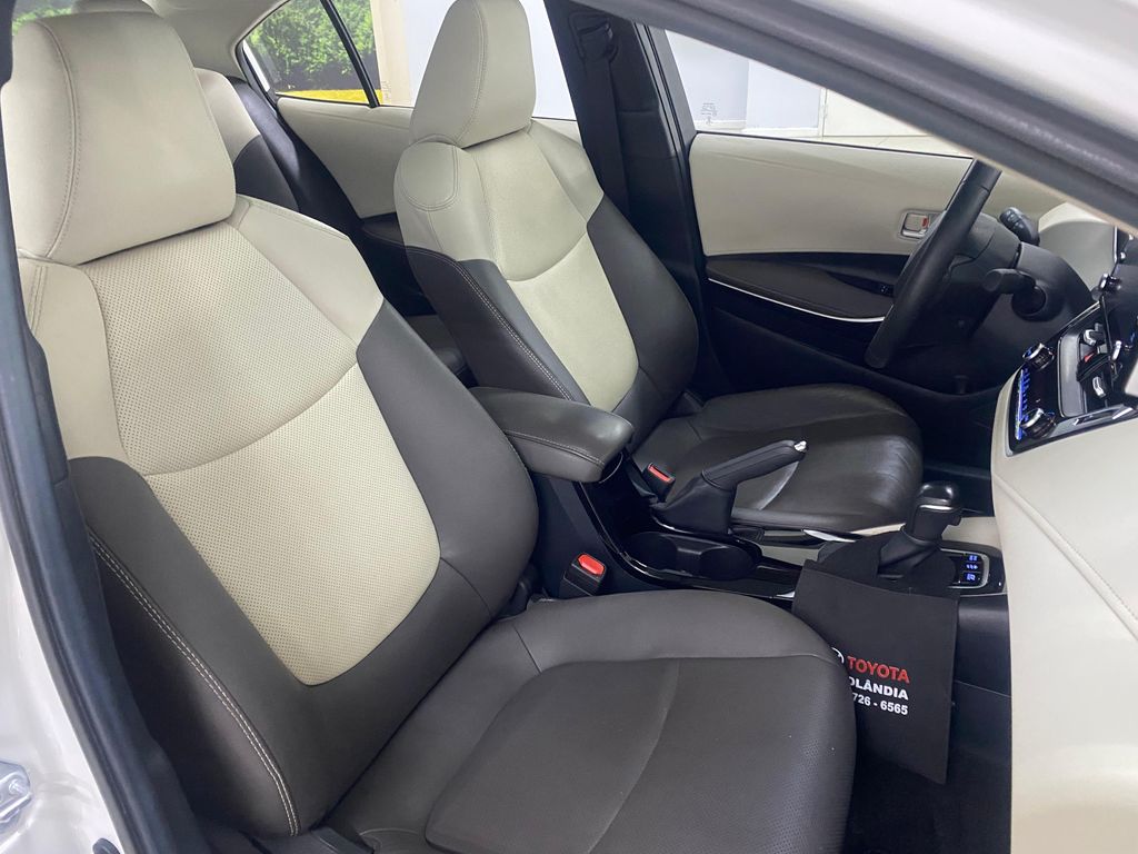 Corolla Altis Hybrid Premium 1.8 Flex13