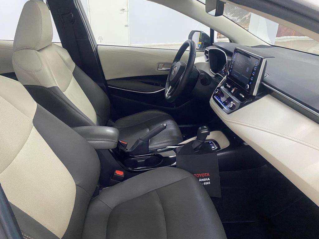 Corolla Altis Hybrid Premium 1.8 Flex15