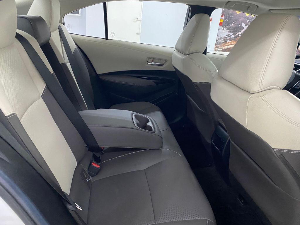 Corolla Altis Hybrid Premium 1.8 Flex16