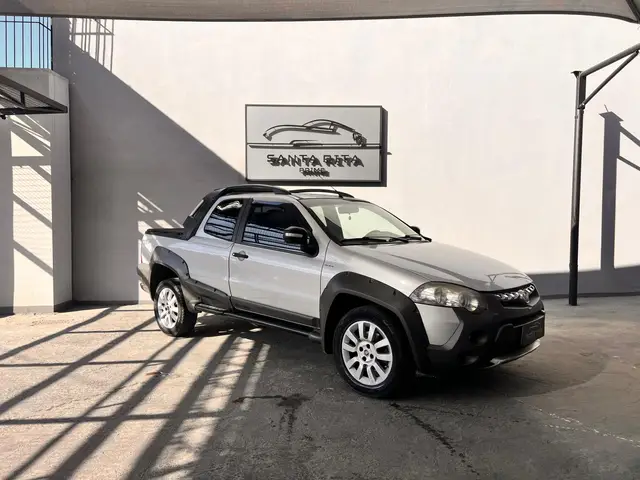 Carro Fiat Strada 2013 Adventure 1.8 16V Dualogic (Flex) (Cabine Dupla)