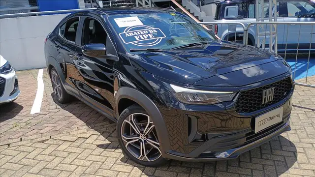 Carro Fiat Fastback 2024 Turbo 200