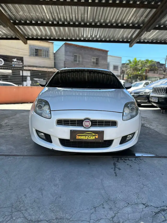 Carro Fiat Bravo 2013 Essence 1.8 16V Dualogic (Flex)