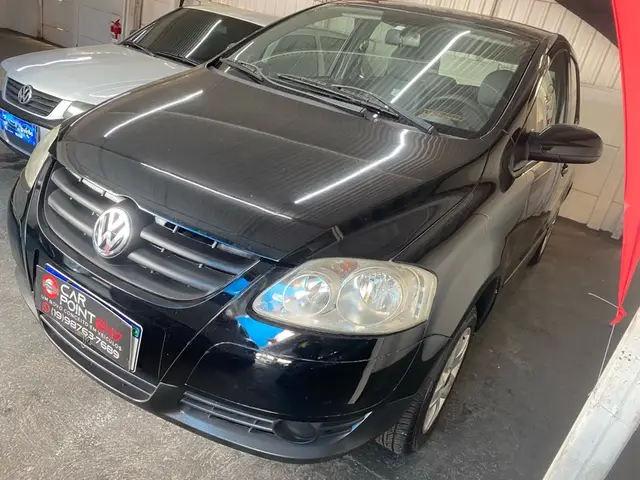 Carro Volkswagen Fox 2010 Route 1.0 8V (Flex) 4p