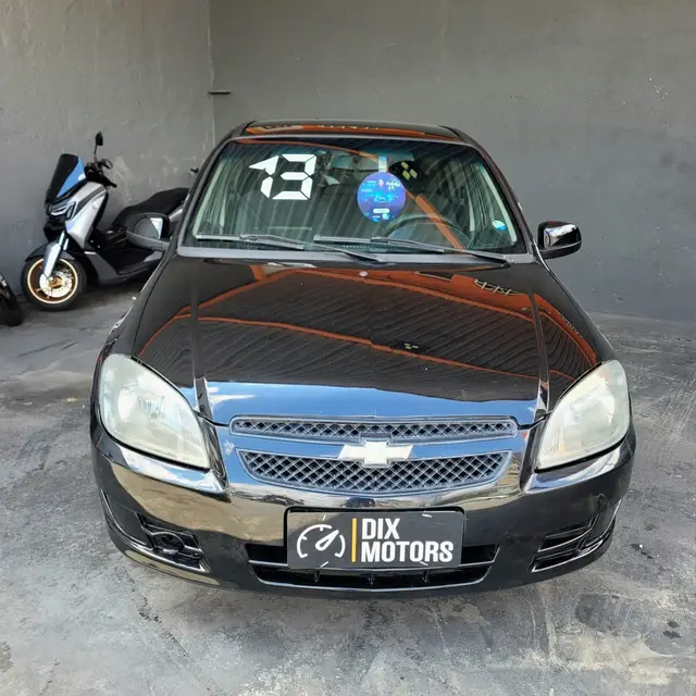 Carro Chevrolet Celta 2013 LT 1.0 (Flex)
