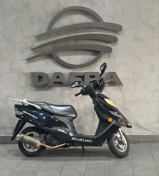 Moto Suzuki Burgman 2012 125i