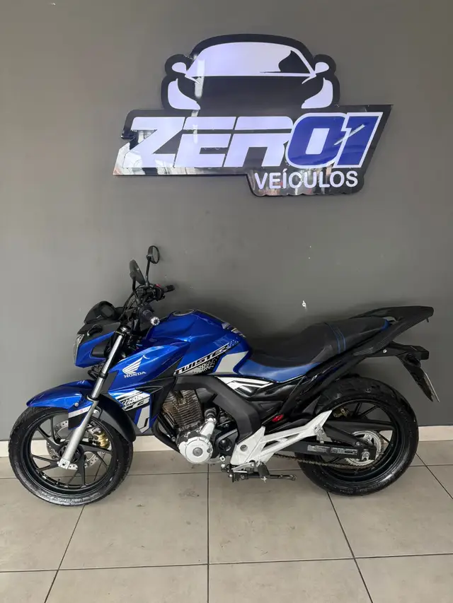 Moto Honda CB 250F Twister 2021 (CBS)