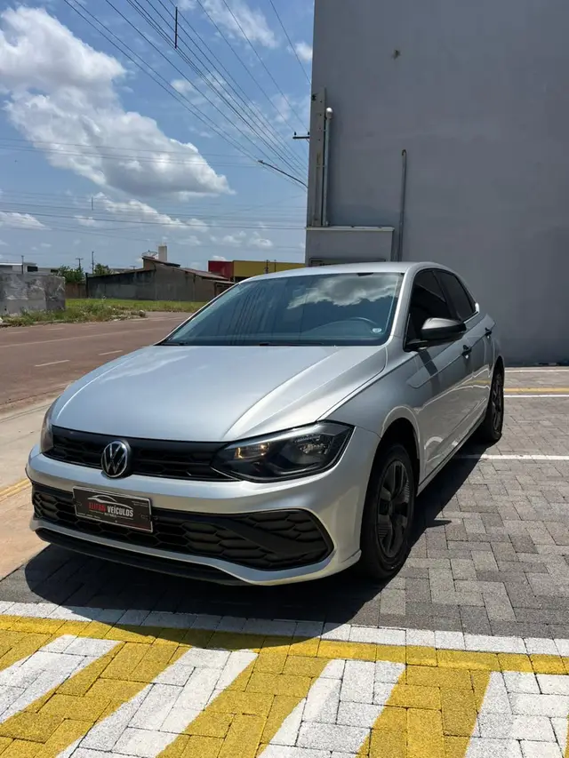 Carro Volkswagen Polo 2025 Track 1.0 Flex 12V 5p