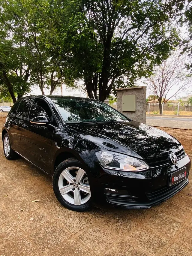Carro Volkswagen Golf 2015 Comfortline 1.4 TSi