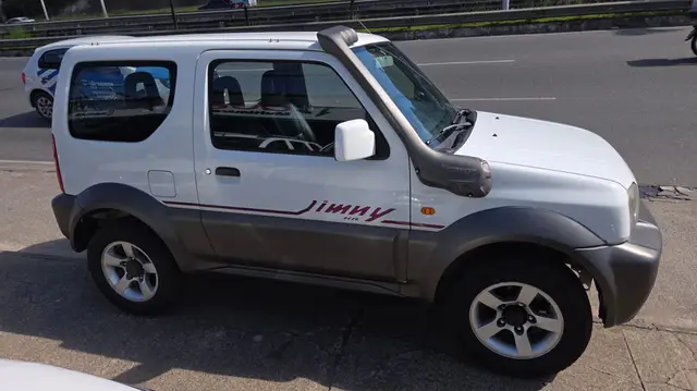 Carro Suzuki Jimny 2012 1.3 4WD 4Sun