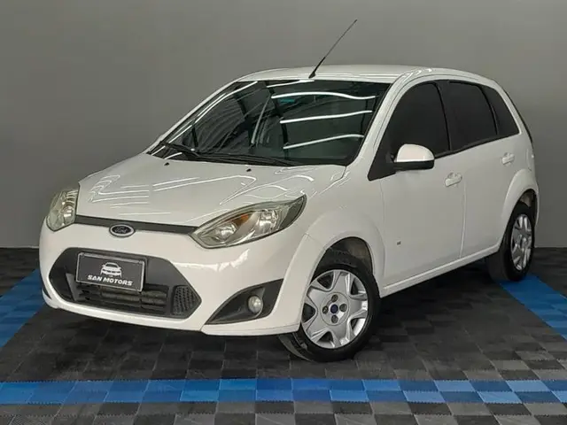 Carro Ford Fiesta Hatch 2014 SE 1.0 RoCam (Flex)
