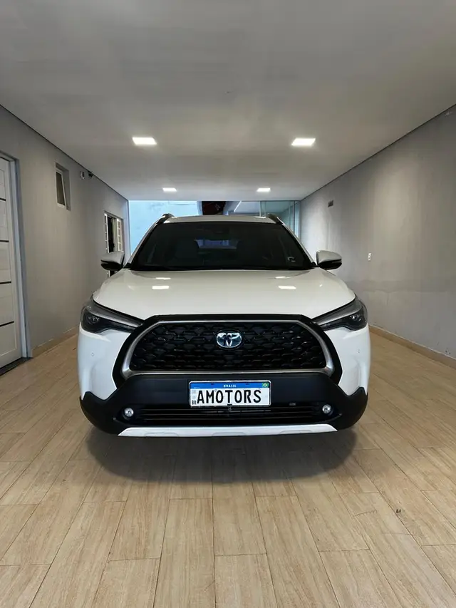 Carro Toyota Corolla Cross 2023 XRX Hybrid 1.8 (flex) (Aut)