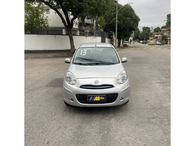Carro Nissan March 2013 1.6 16V S (Flex)
