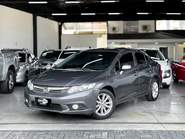 Carro Honda Civic 2015 LXS 1.8 i-VTEC (Flex)