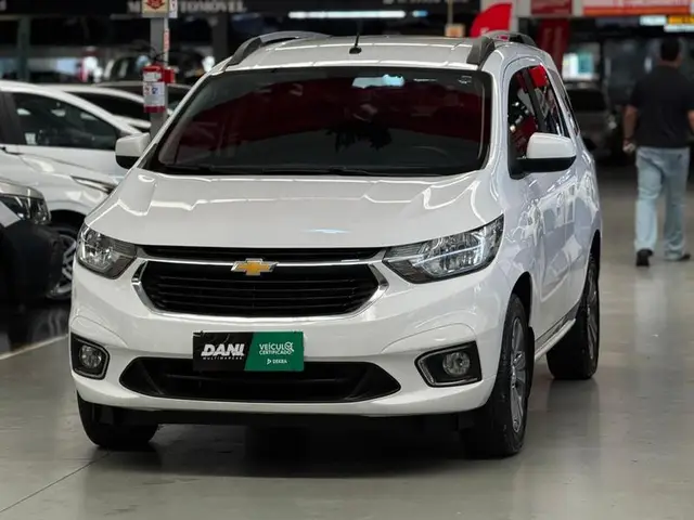 Carro Chevrolet Spin 2023 Premier 1.8 (Aut.)