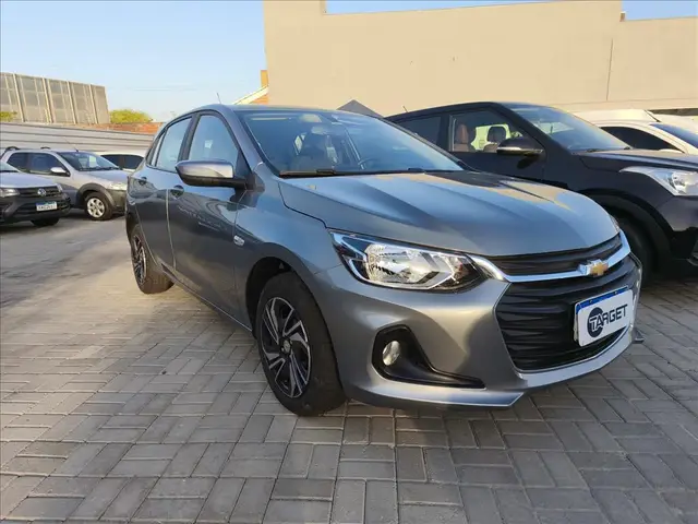 Carro Chevrolet Onix 2025 LT 1.0