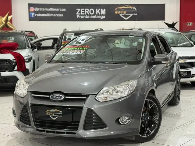 Carro Ford Focus Hatch 2014 Titanium 2.0 16V PowerShift