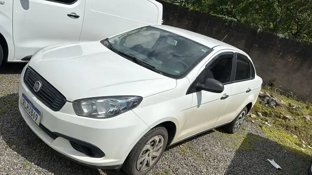 Carro Fiat Grand Siena 2021 1.4 Flex