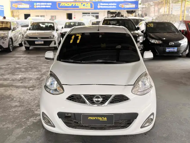 Carro Nissan March 2017 1.0 12V (Flex)