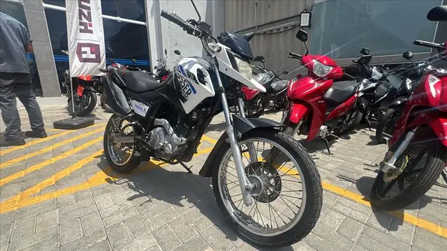 Moto Yamaha XTZ 150 Crosser 2015 ED