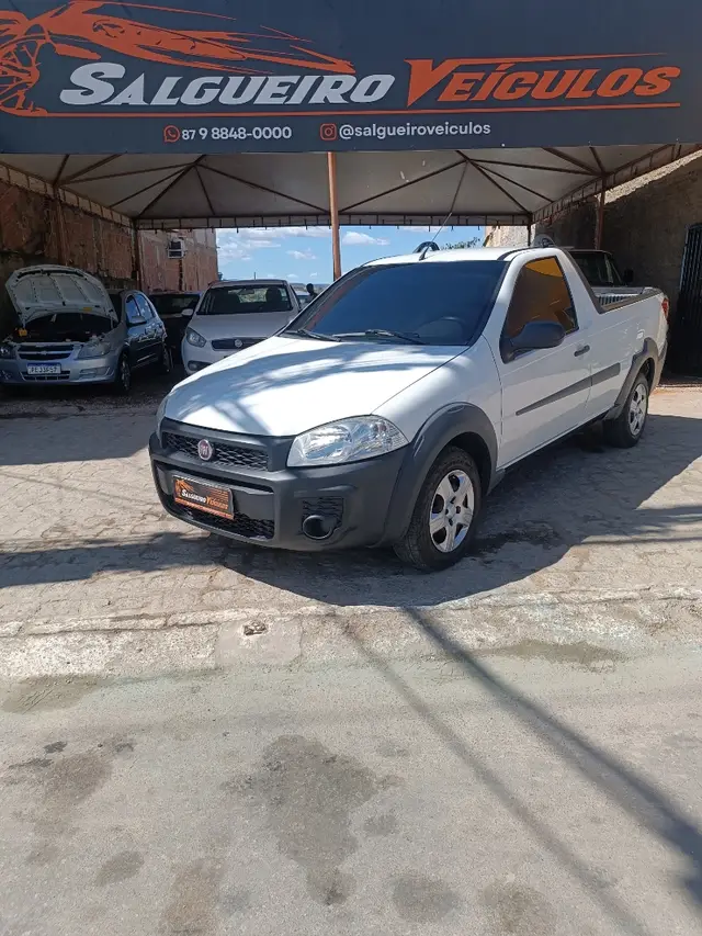 Carro Fiat Strada 2018 Hard Working 1.4 (Flex) (Cabine Simples)