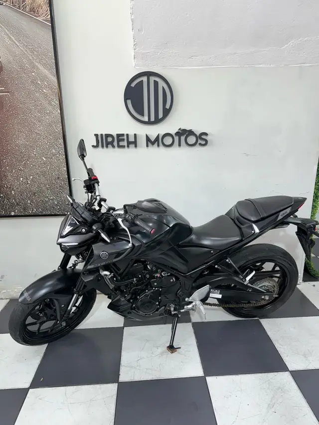 Moto Yamaha MT-03 2024 ABS