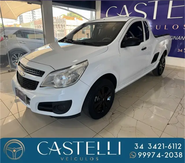 Carro Chevrolet Montana 2019 LS 1.4 (Flex)