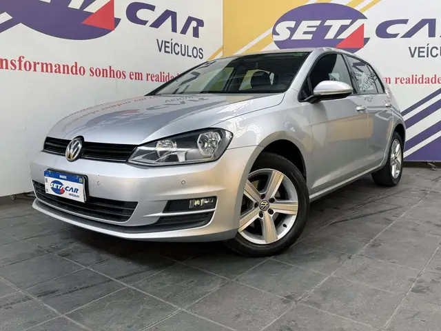 Carro Volkswagen Golf 2015 Comfortline 1.4 TSi