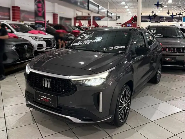 Carro Fiat Fastback 2024 Limited Edition Powered by Abarth