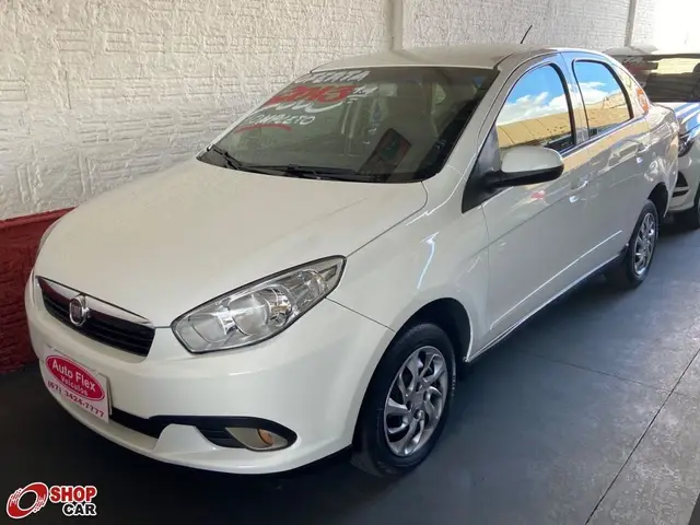 Carro Fiat Grand Siena 2013 Evo Attractive 1.4 8V (Flex)