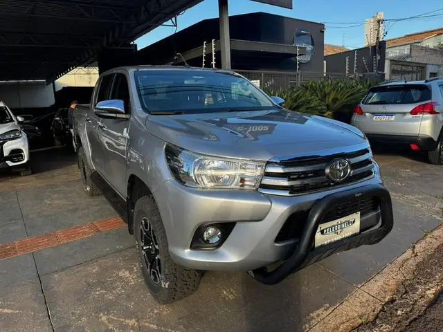 Carro Toyota Hilux Cabine Dupla 2018 Hilux 2.7 SR CD 4x2 (Flex)
