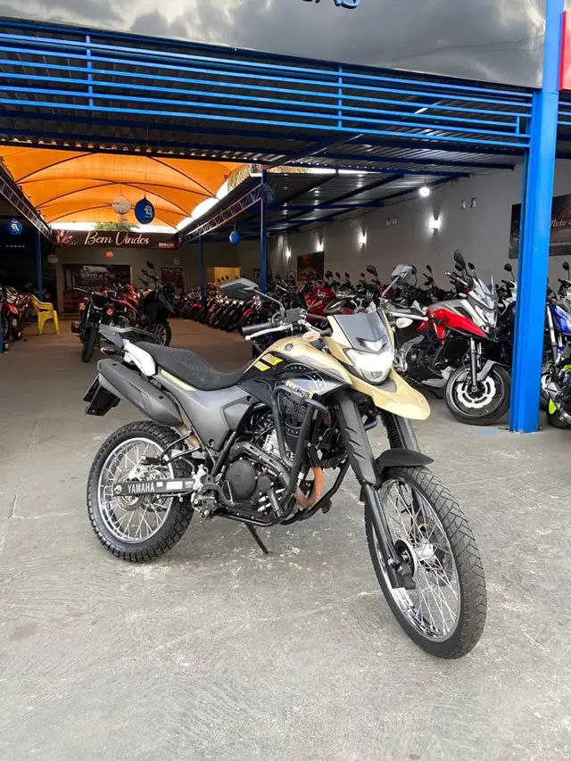 Moto Yamaha XTZ 250 Lander 2023 ABS