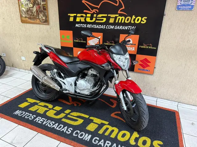 Moto Honda CB 300R 2012 Edição Especial