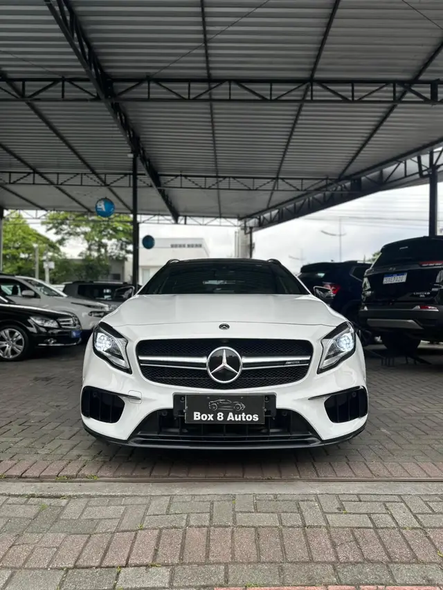 Carro Mercedes-Benz GLA 45 AMG  2018 GLA 45 AMG 4Matic DCT