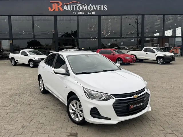 Carro Chevrolet Onix Plus 2022 SEDAN Plus LTZ 1.0 12V TB Flex (Mec.)