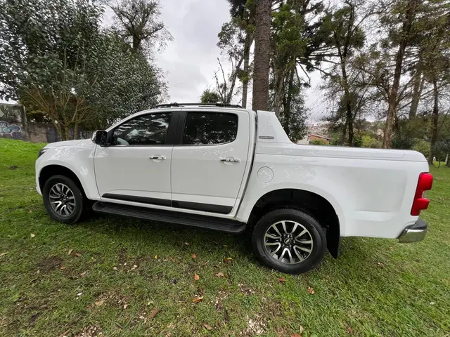 Carro Chevrolet S10 Cabine Dupla 2017 S10 2.8 CTDI High Country 4WD (Cabine Dupla) (Aut)