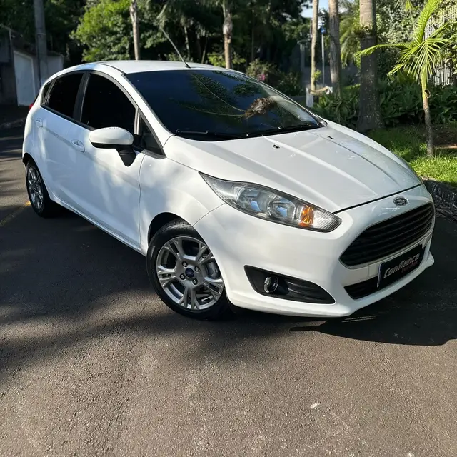 Carro Ford New Fiesta Hatch 2015 New Fiesta S 1.5 16V