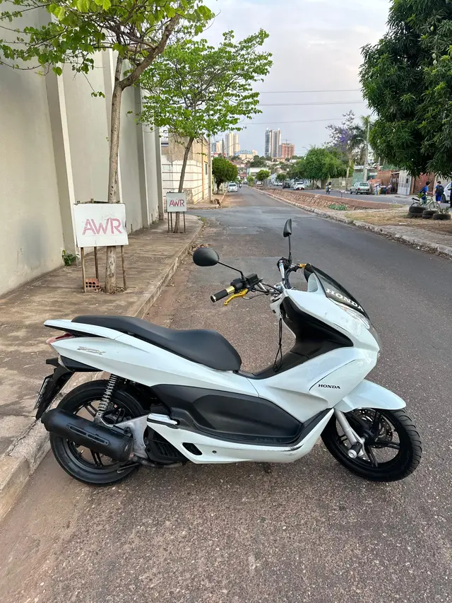 Moto Honda PCX 150 2015 DLX