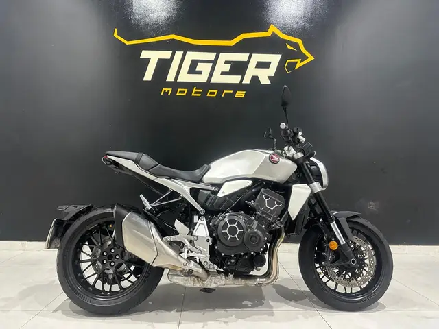 Moto Honda CB 1000R 2023 (ABS)