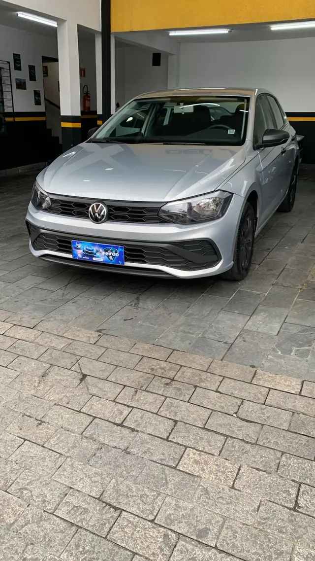 Carro Volkswagen Polo 2025 Track 1.0 Flex 12V 5p