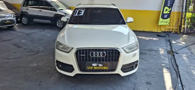 Carro Audi Q3 2013 2.0 TFSI Ambiente S Tronic Quattro