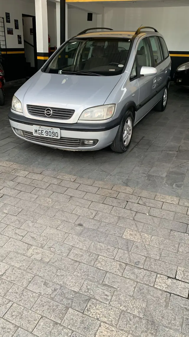 Carro Chevrolet Zafira 2002 2.0 16V