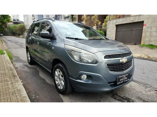 Carro Chevrolet Spin 2013 LTZ 7S 1.8 (Flex) (Aut)