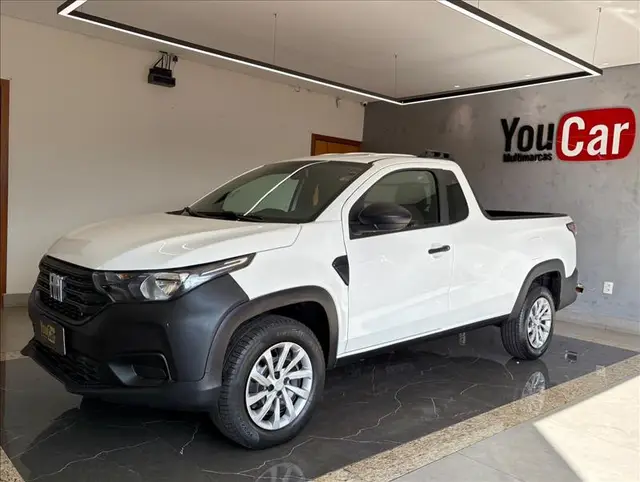 Carro Fiat Strada 2023 Endurance 1.4 Cabine Plus (Flex)