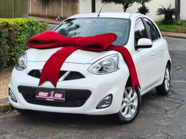 Carro Nissan March 2018 1.6 16V SV (Flex)