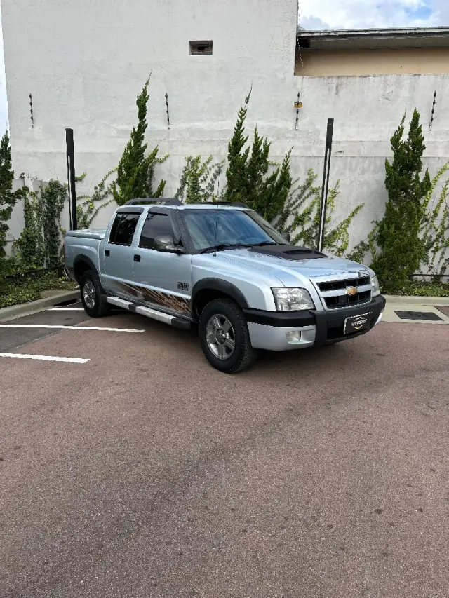Carro Chevrolet S10 Cabine Dupla 2011 S10 Rodeio 2.4 Flexpower 4X2 (Cab Dupla)