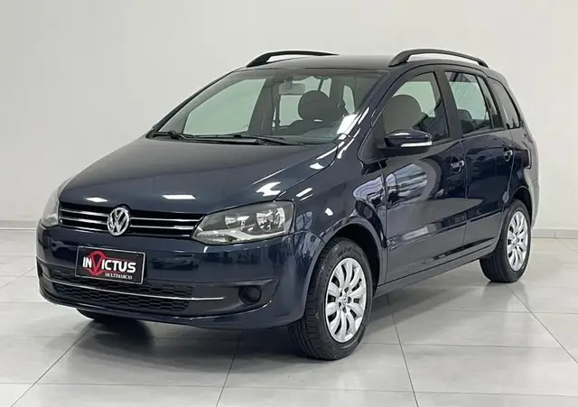 Carro Volkswagen SpaceFox 2014 1.6 VHT Highline I-Motion (Flex)