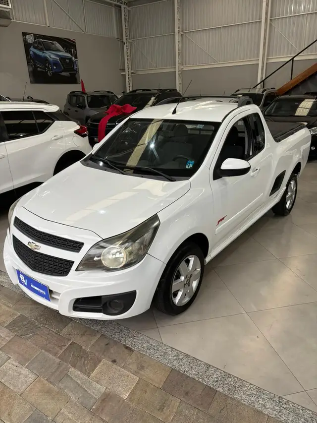 Carro Chevrolet Montana 2012 Sport 1.4 (Flex)