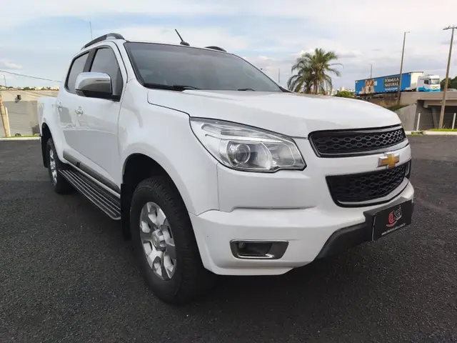 Carro Chevrolet S10 Cabine Dupla 2014 S10 LTZ 2.4 4x2 (Cab Dupla) (Flex)