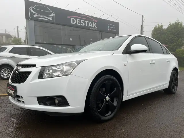 Carro Chevrolet Cruze 2014 LT 1.8 16V Ecotec (Flex)