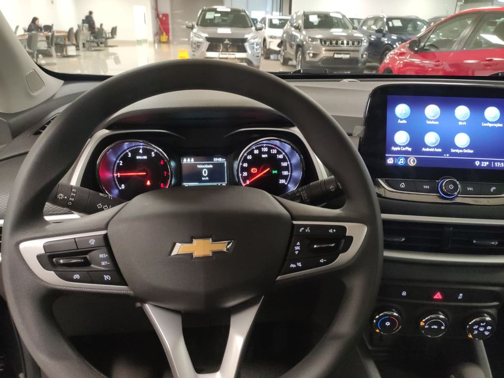 Tracker LT 1.0 Turbo (Aut.)14